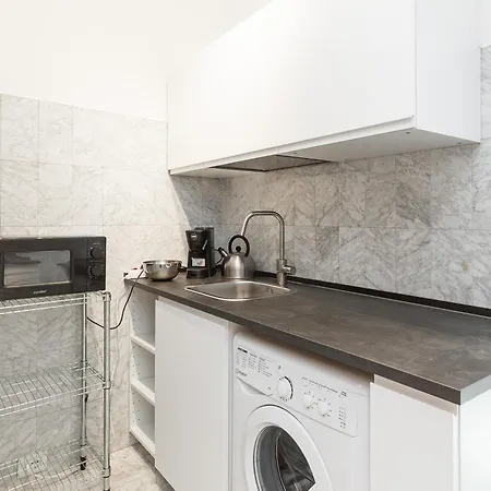 Apartment Centro Storico-6 Min Acquario *